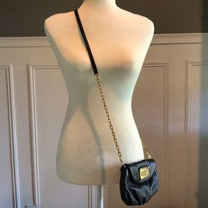 Marc by Marc Jacobs Black Cross Body w Gold Chain
